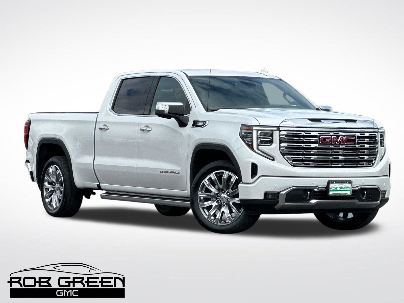 2022 GMC Sierra 1500 Denali in White Frost Tricoat — front three-quarter view